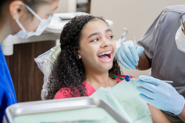 Best Emergency Dental Care for Broken or Chipped Teeth in Holly, MI